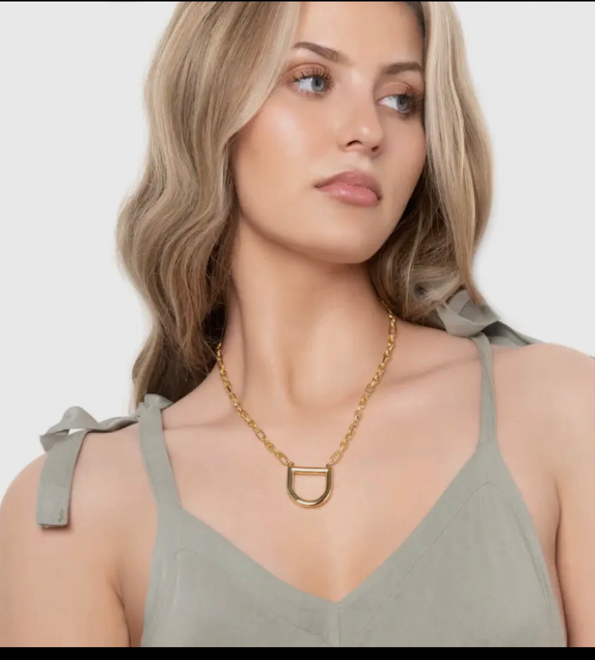 The Kativa necklace by Yochi