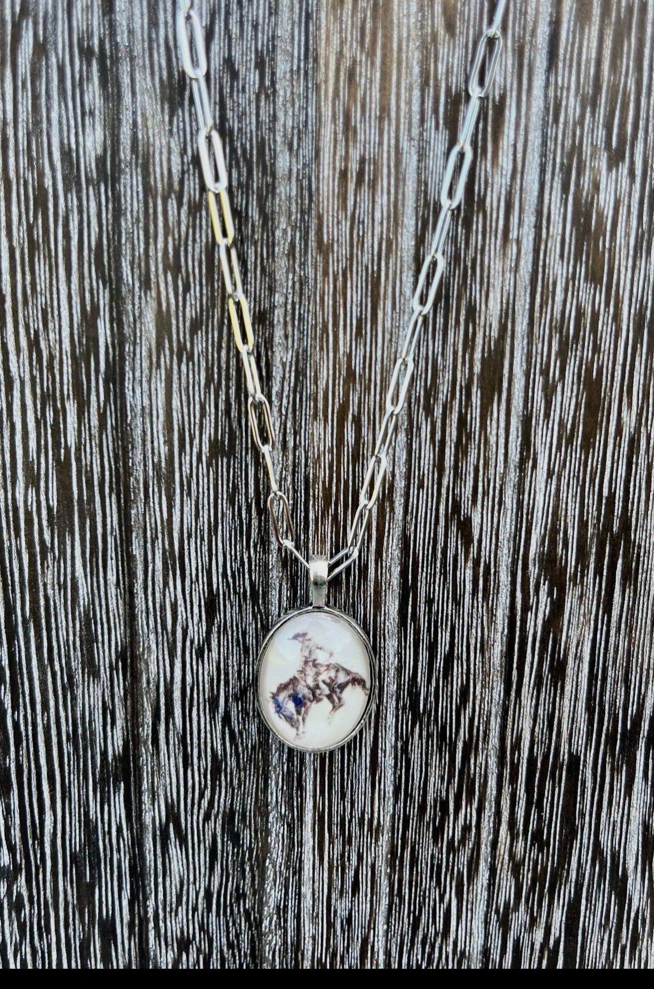 Bronc chain necklace