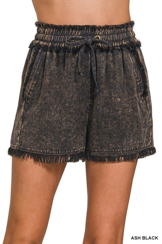 Mineral washed shorts